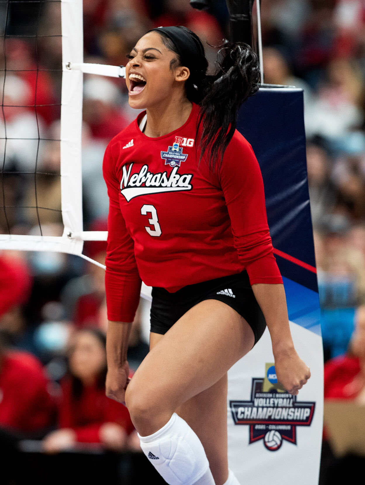 121921-owh-spo-nuvolley41.jpg